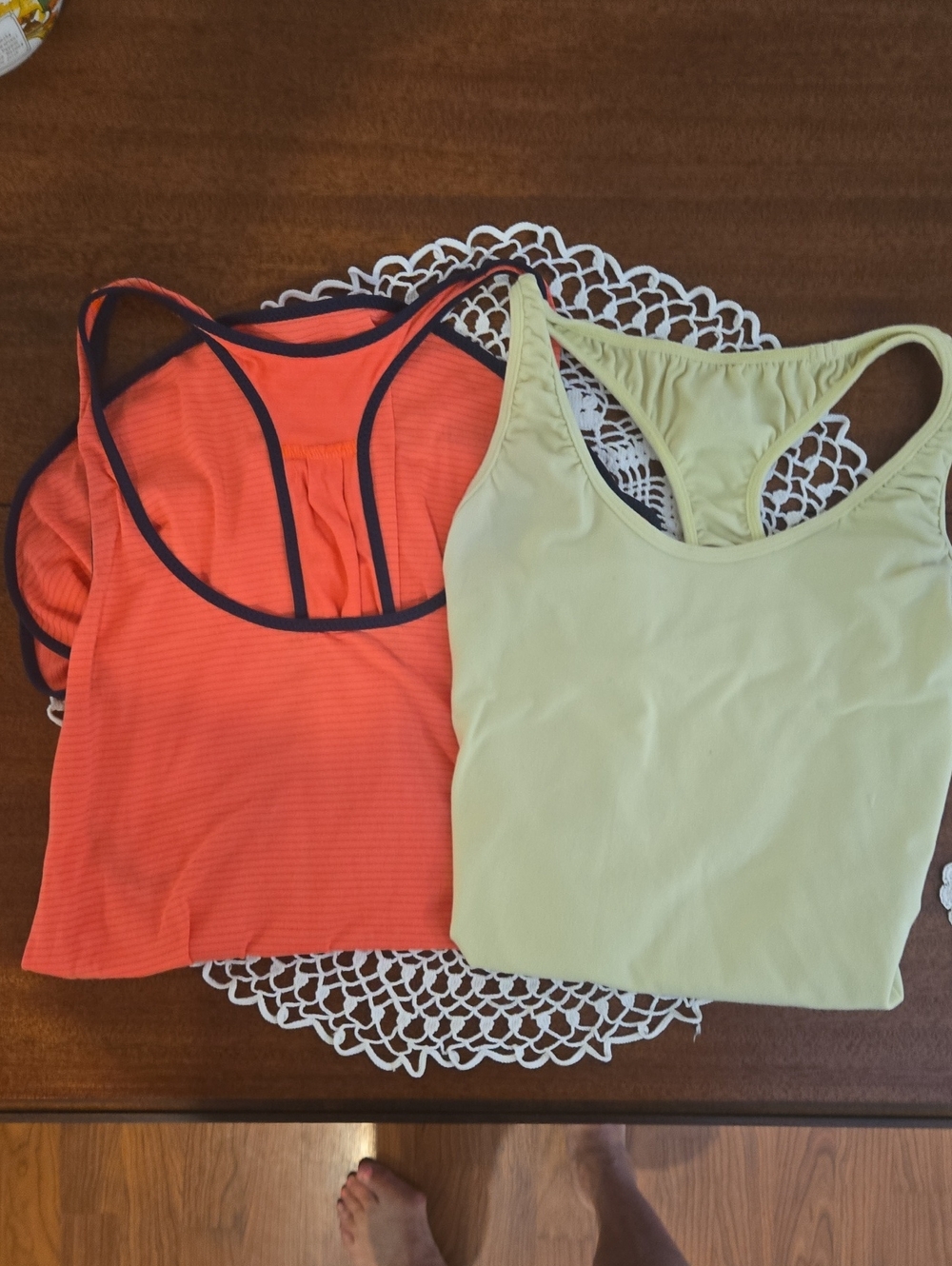 lululemon athletica Women’s Tank Tops - Coral and Pale Yellow
